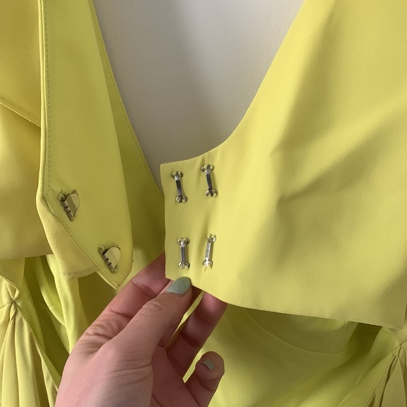 BCBG maxi yellow dress - Picture 6 of 7